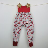 Pumphose lang Straßenschilder